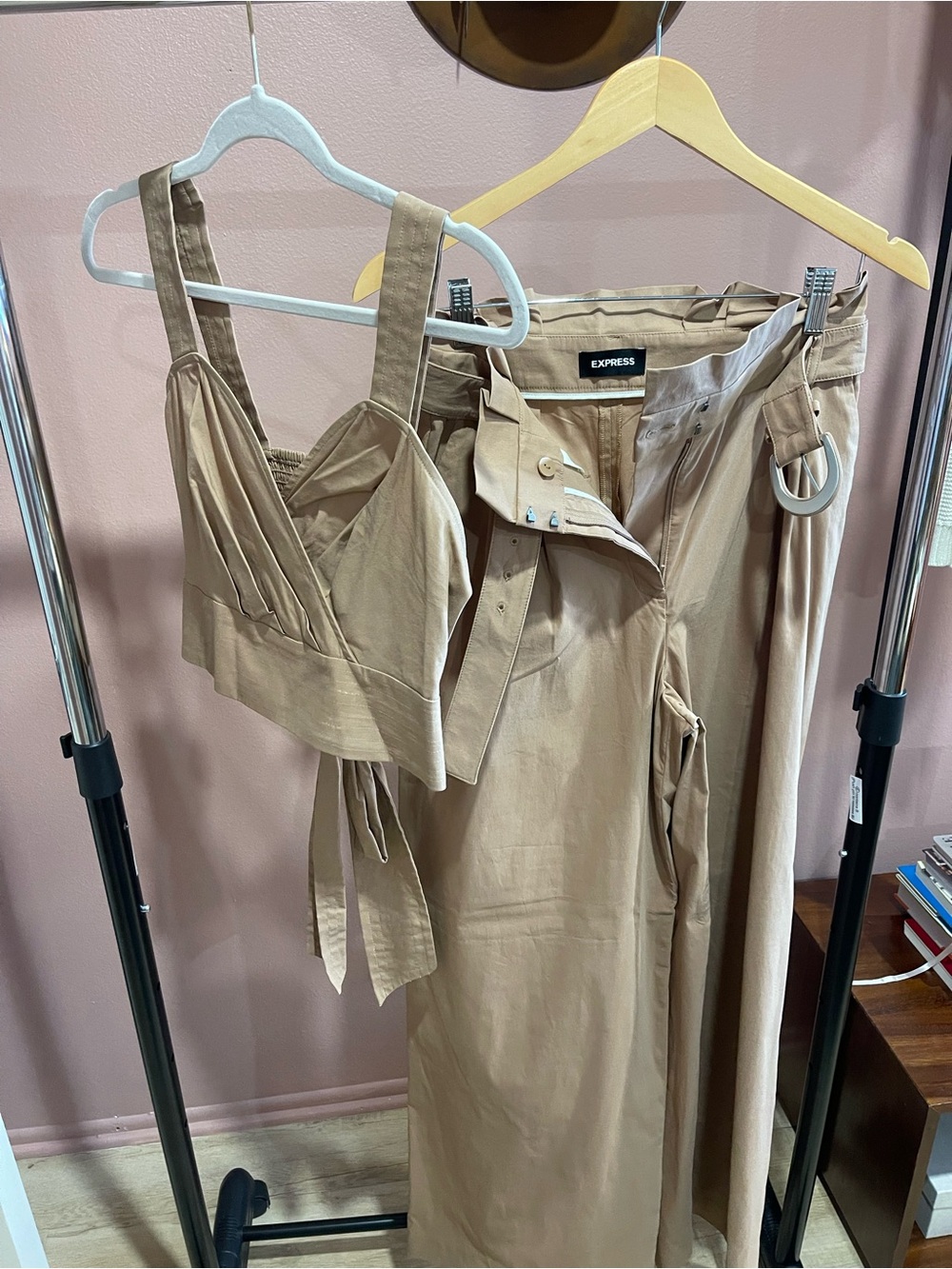 Express Women's Tan Wide-Leg High-Waist Pants with Matching Crop Top